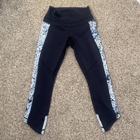 Lululemon 7/8 leggings size 4 black gym workout - Picture 8 of 9